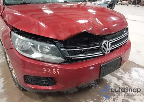 2014 Volkswagen Tiguan S from USA, damaged, VIN WVGBV3AXXEW045826